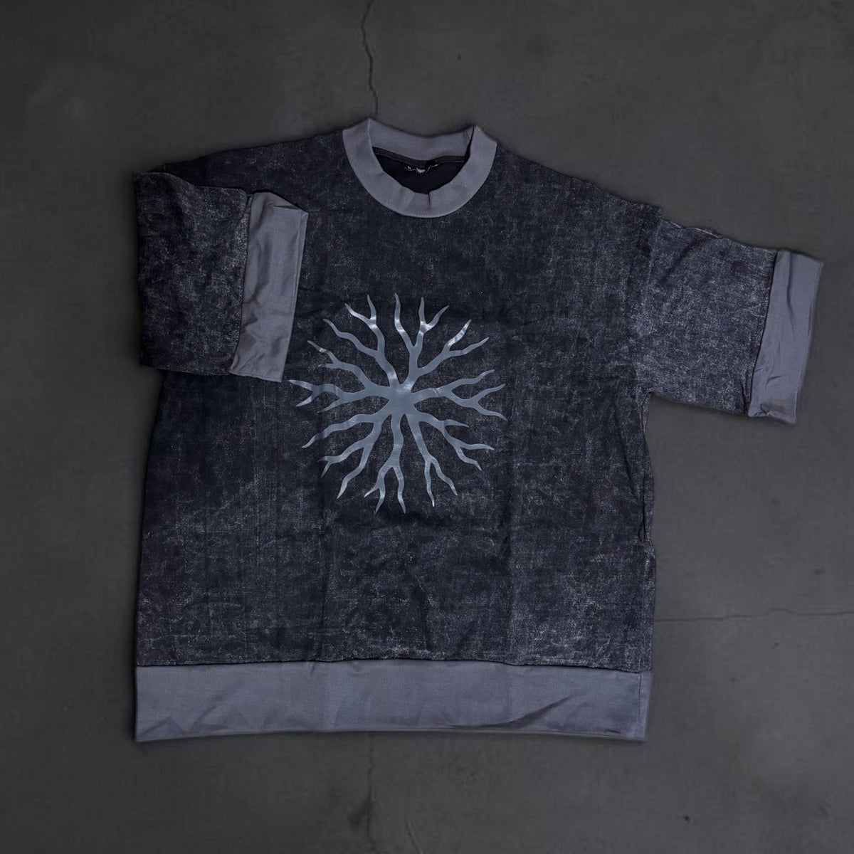 Heavyweight (distressed) T–shirt