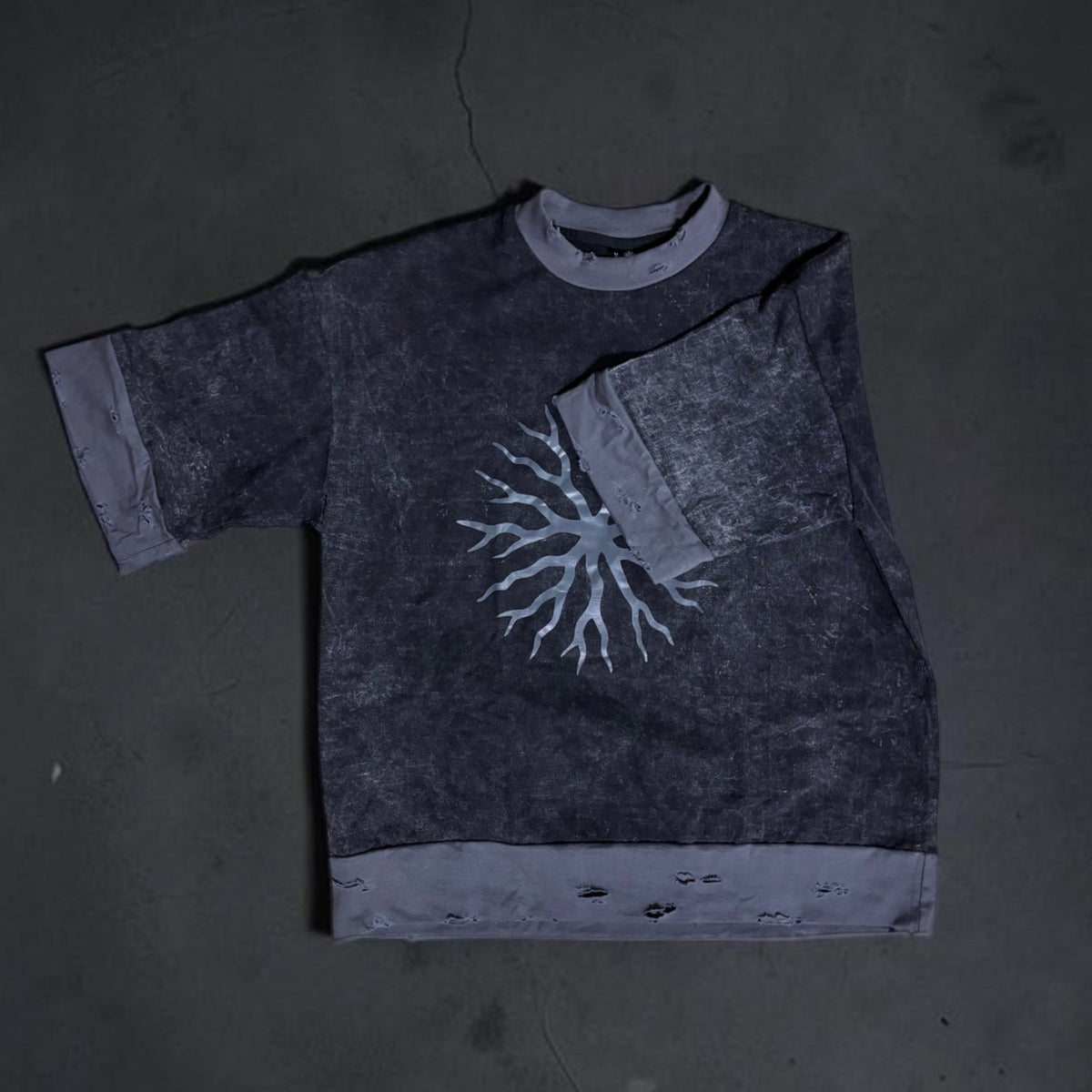 Heavyweight (distressed) T–shirt